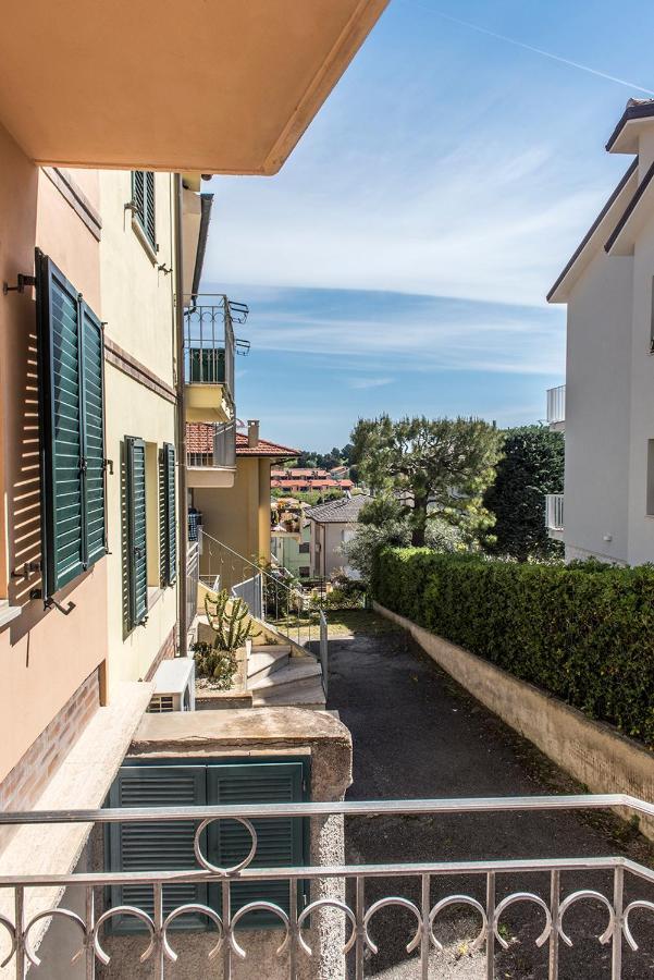 S130 - Sirolo, Deliziosa Villetta Con Terrazzo Exterior foto